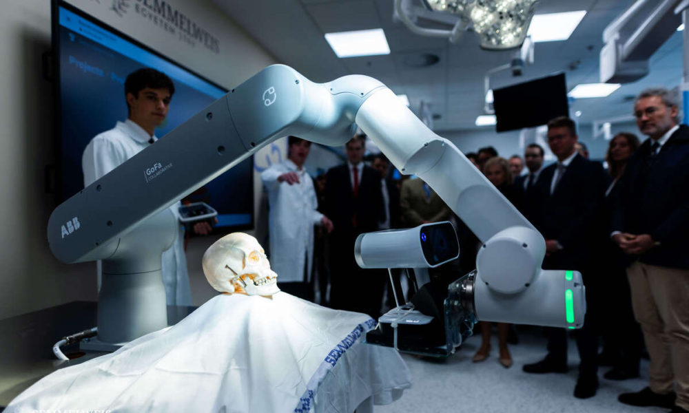 Átadták a Nemzeti Orvosi Innovációs Képző Központot